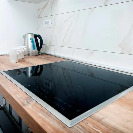 Otto Cozy Sea View Apartment-parking Included דירה *