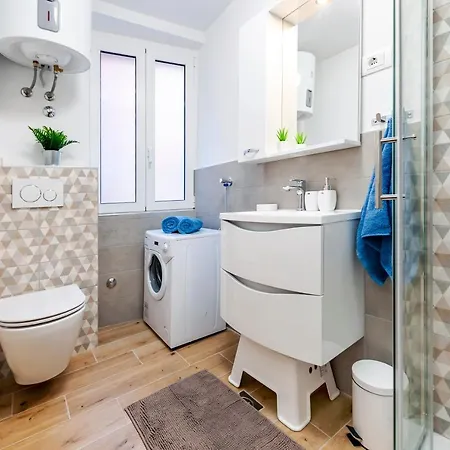 דירה Otto Cozy Sea View Apartment-parking Included רוביני