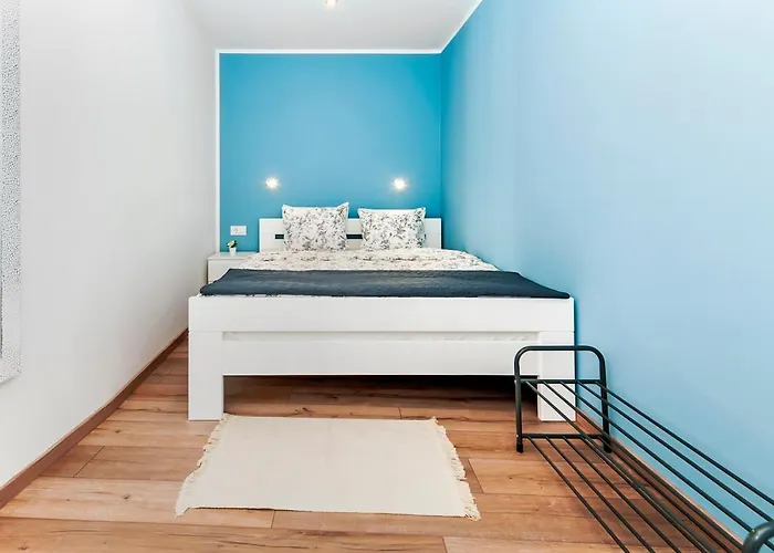 Otto Cozy Sea View Apartment-parking Included Apartment *