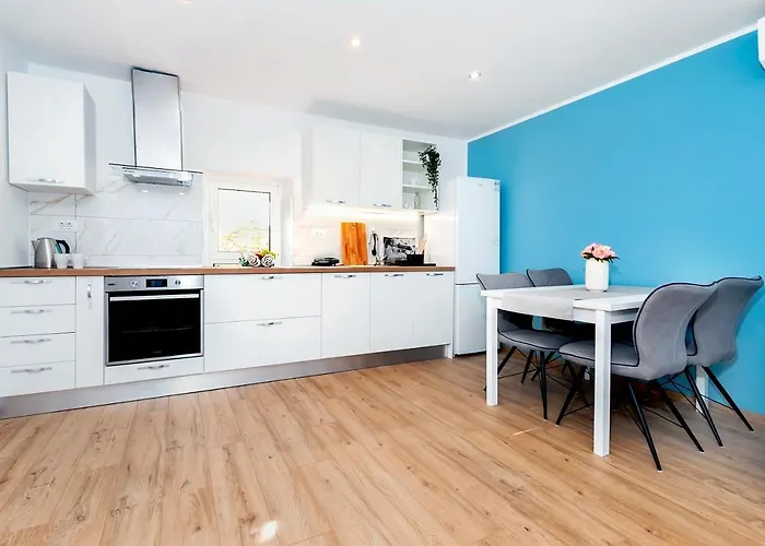 Otto Cozy Sea View Apartment-parking Included Apartment *