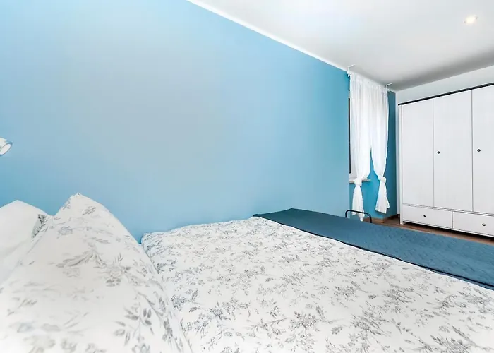 Otto Cozy Sea View Apartment-parking Included Apartment